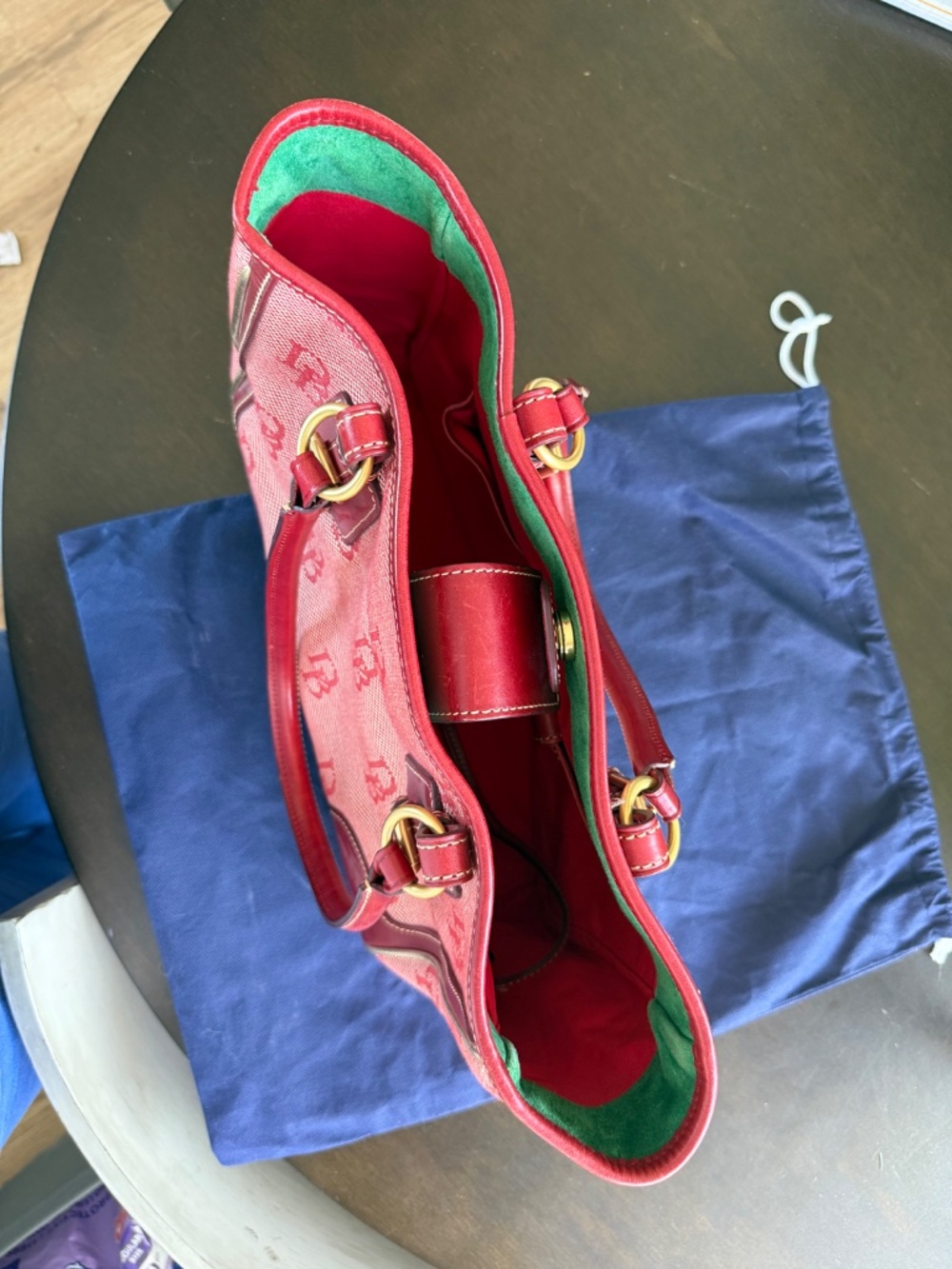 Dooney and Bourke tote with dust bag red - Picture 9 of 10